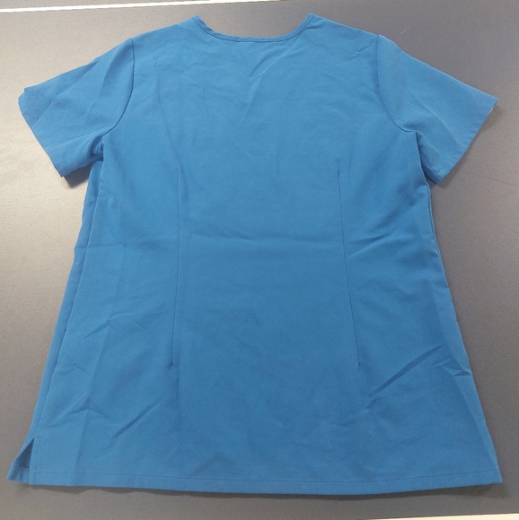 Figs scrub top - Picture 4 of 4